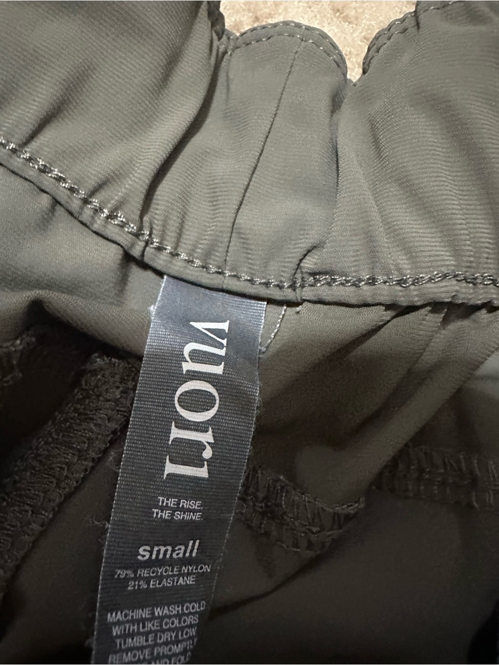 Vuori Women’s All-Weather Pants Small Drab Green Elastic Waist Pockets - Picture 6 of 6